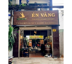 Thi công lắp bảng hiệu Cửa hàng Én vàng